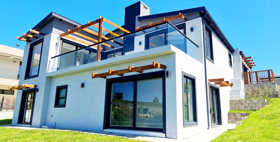 4 Bedroom Property for Sale in Welgelegen Western Cape